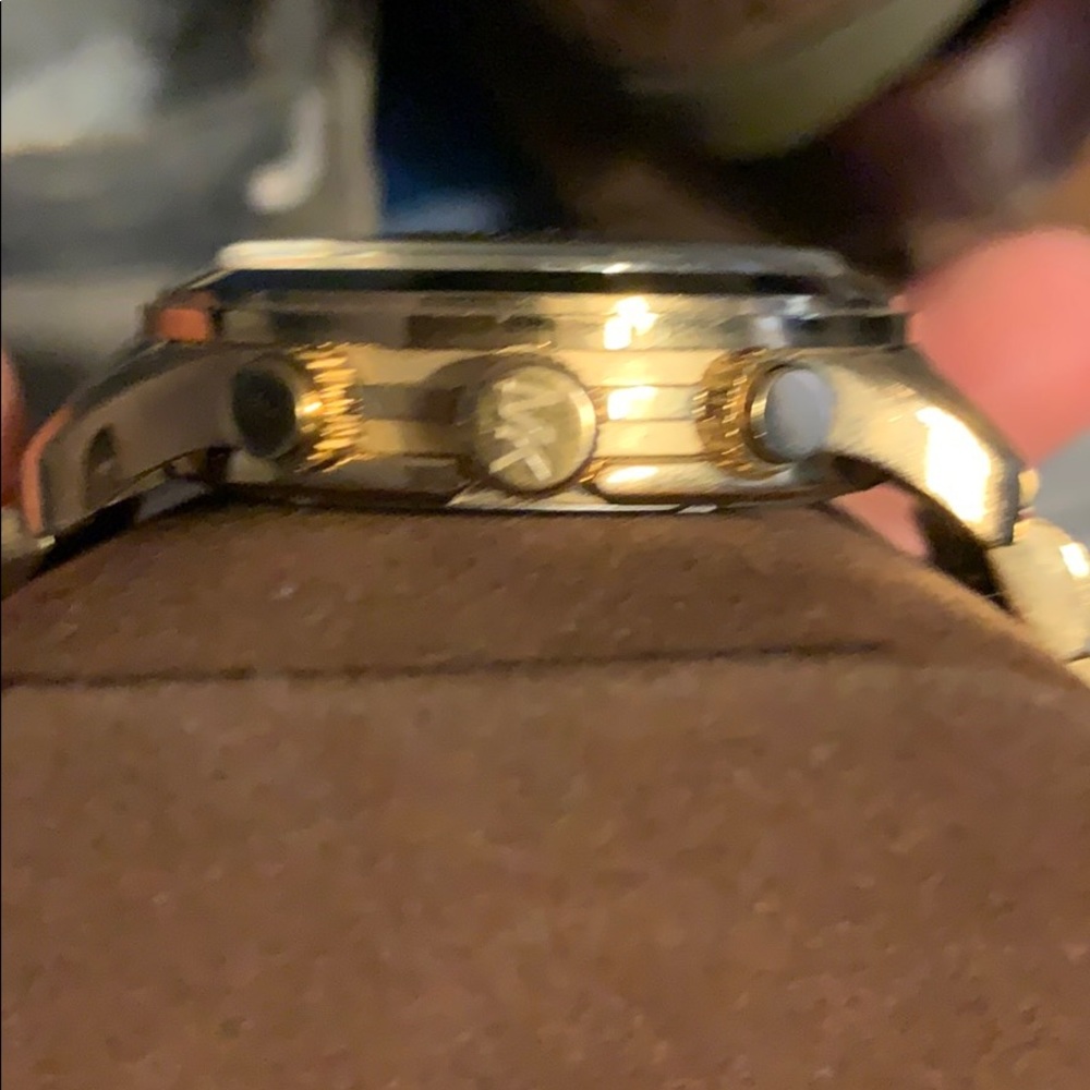 MK Watch - Picture 2 of 6